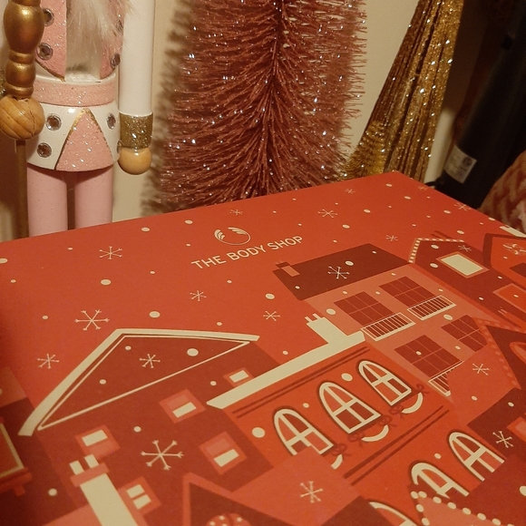 Bath & Body Works Bath & Body The Body Shop Share The Love Advent